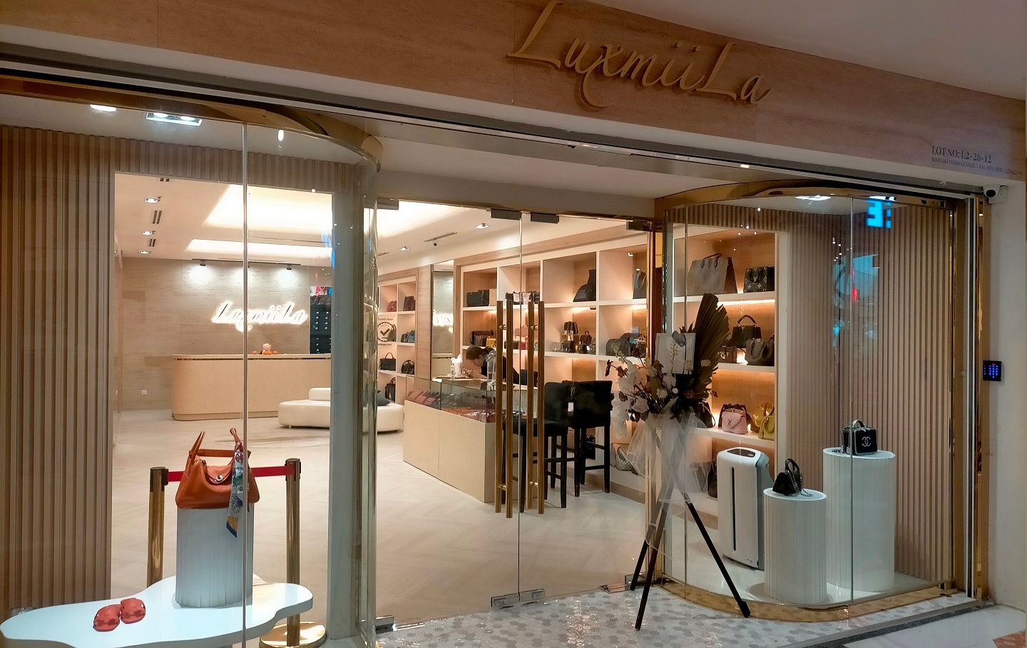 Luxmiila-1.jpg